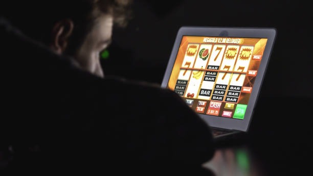 sidney prize mobile site showing football match schedule and betting interface